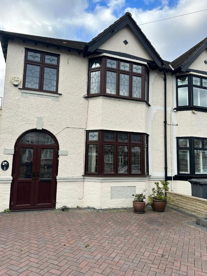 Amazing And Romantic O2 Arena 4 Bedrooms House Free Parking London Eksteriør billede